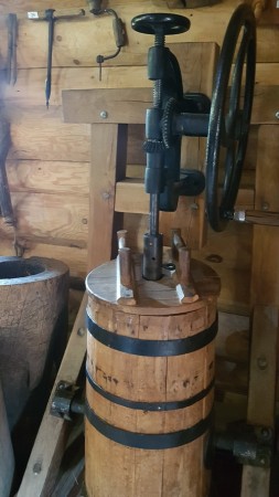 Умеешь работать, умей  и отдыхать!