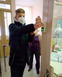 Создаем безопасные условия для работников и учащихся