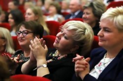 Накануне Дня учителя лучших педагогов чествовали в Советском районе